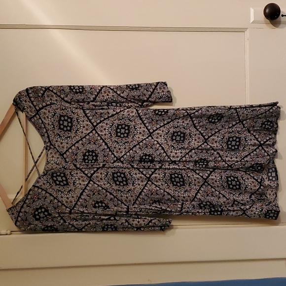 Dex size small dress - Picture 3 of 3